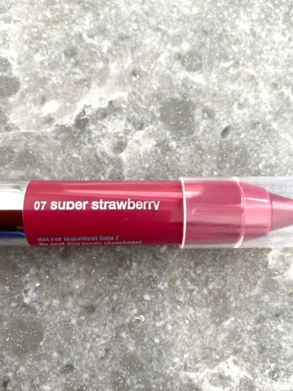 Clinique Chubby Stick Moisturizing Lip Balm Super Strawberry